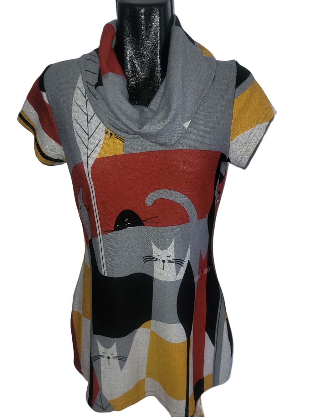 Le Grenier Women’s Multicolor Cat Print Short Sleeve Cowl Neck Sweater Top M